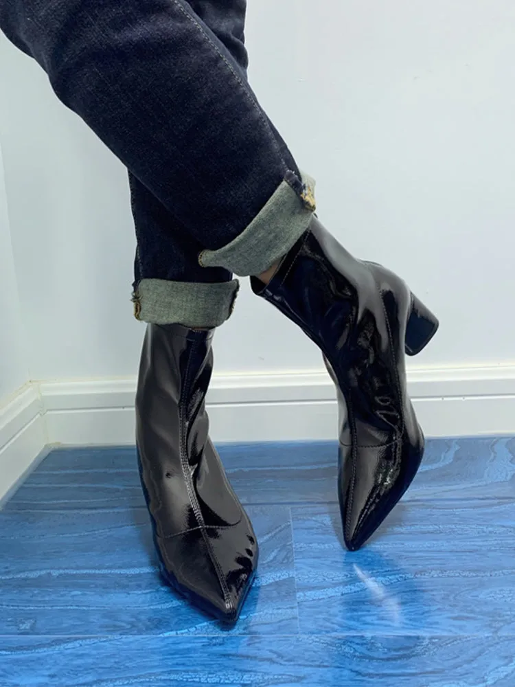 LUXE SEVEN DESIGN ZIP BACK ANKLE BOOTS IN BLACK PATENT