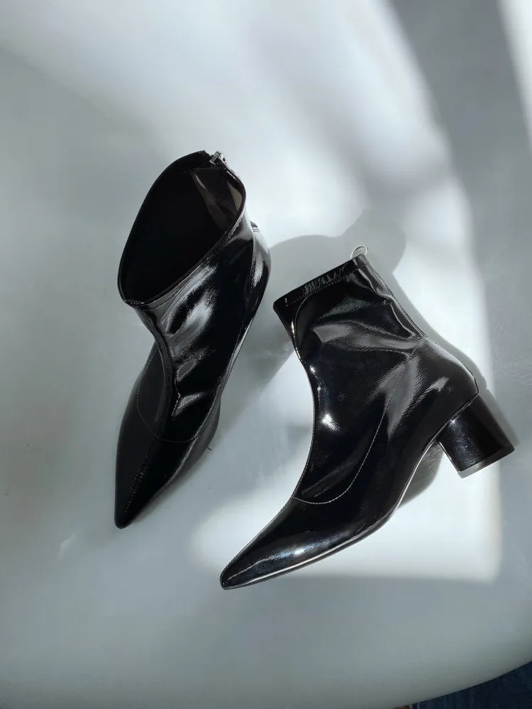 LUXE SEVEN DESIGN ZIP BACK ANKLE BOOTS IN BLACK PATENT