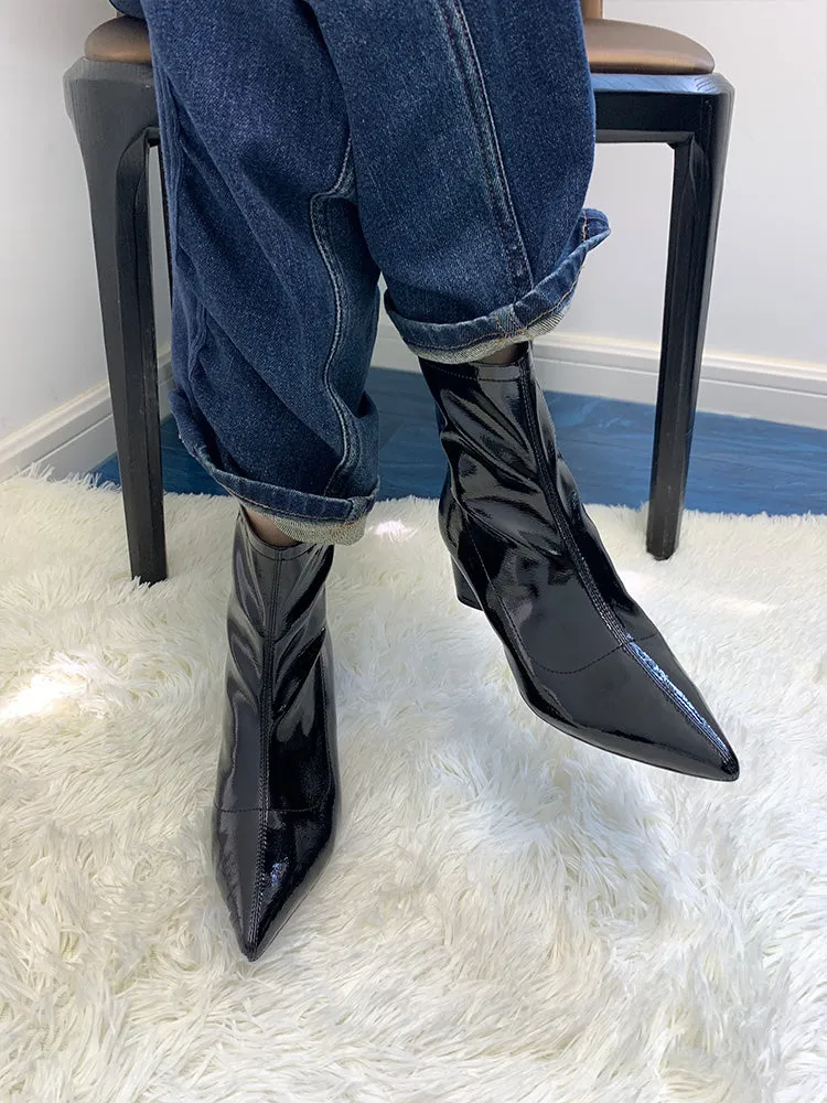 LUXE SEVEN DESIGN ZIP BACK ANKLE BOOTS IN BLACK PATENT